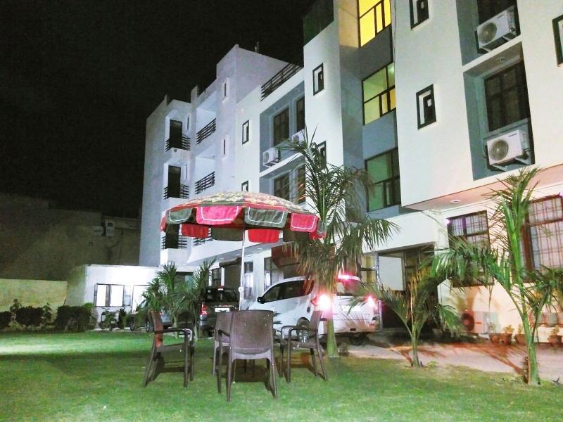 Hotel Olive & Blue - Govt Approved Hotel Near Delhi Airport Nova Deli Exterior foto