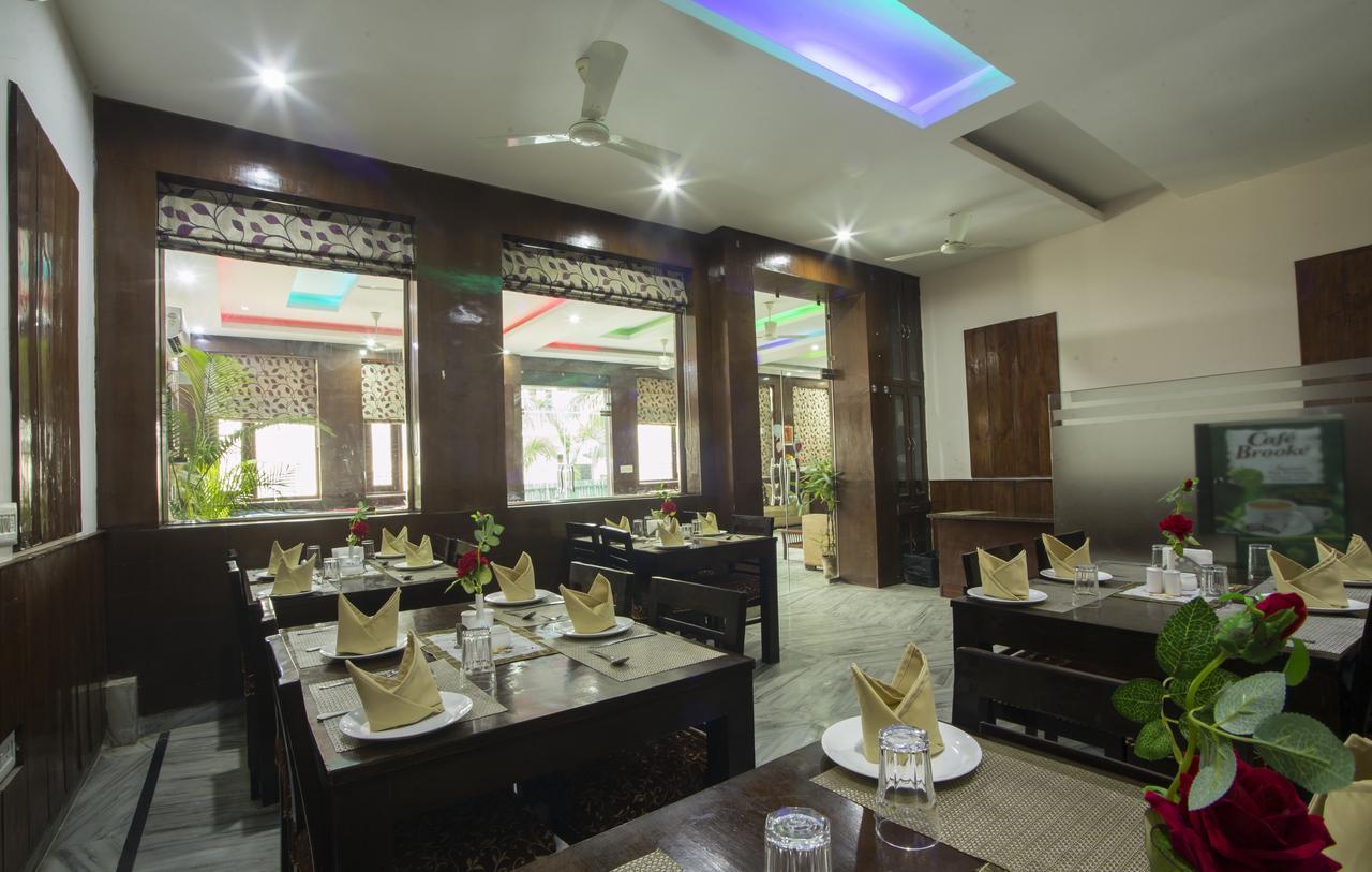Hotel Olive & Blue - Govt Approved Hotel Near Delhi Airport Nova Deli Exterior foto